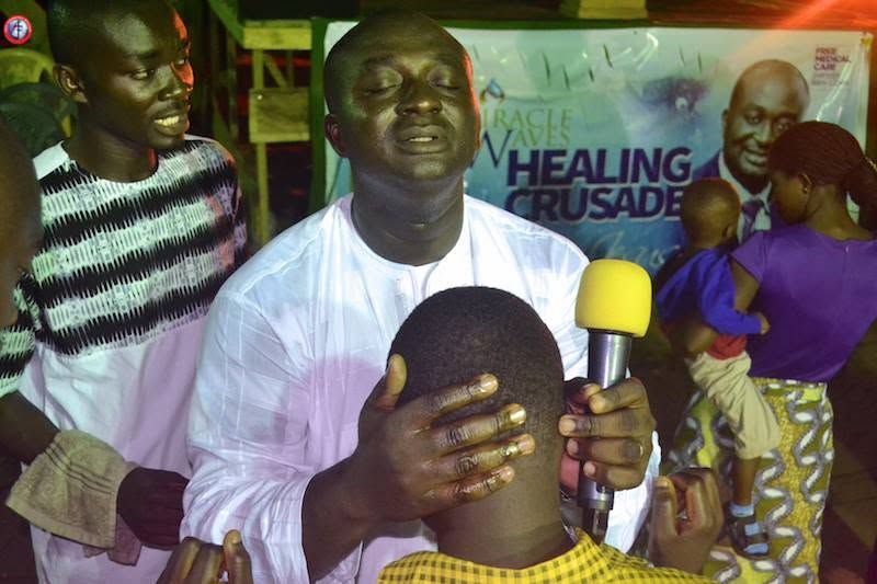 Prayer for a young man during a campaign night