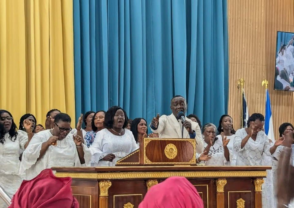 Rt. Rev. Dr. Nana Anyani-Boadum ministering from the pulpit